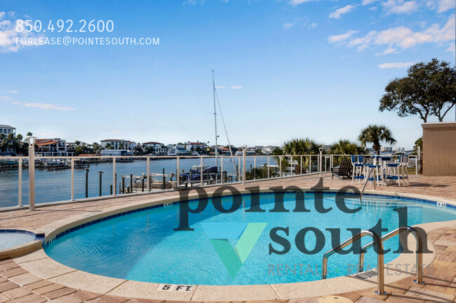 Building Photo - Furnished Condo in Destin!