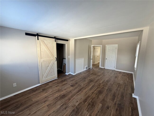 Building Photo - 23058 Drake Rd