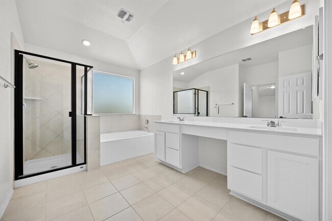 Building Photo - 3823 Forino Dr