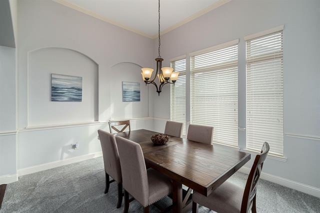 Building Photo - 410 Oxford Pl