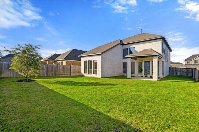 Building Photo - 2427 Mount Healy Ct