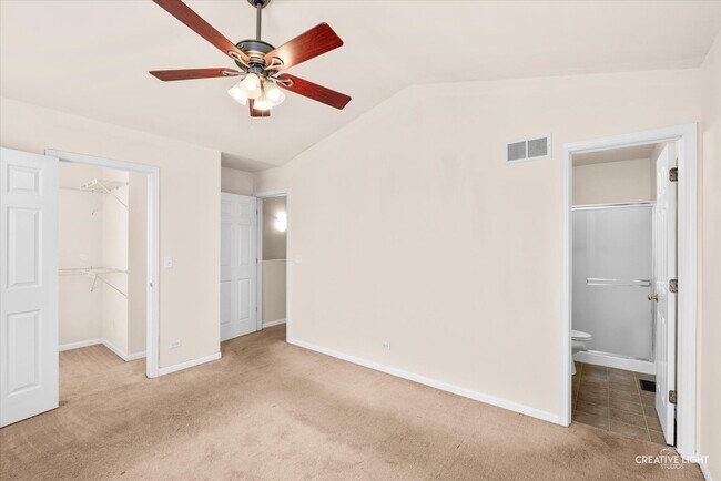 Building Photo - 737 Serendipity Dr
