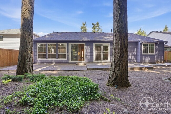 Building Photo - 2348 NW 45th Ave