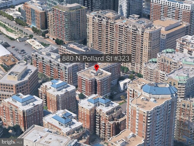 Building Photo - 880 N Pollard St