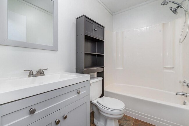 Building Photo - 1133 Nanroc Dr