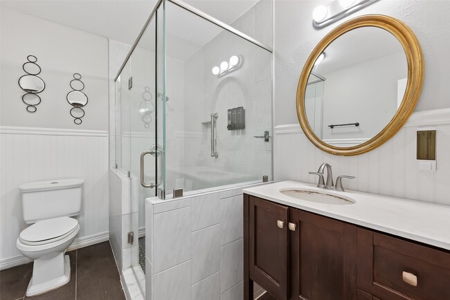 Building Photo - 12211 Chimney Rock Rd