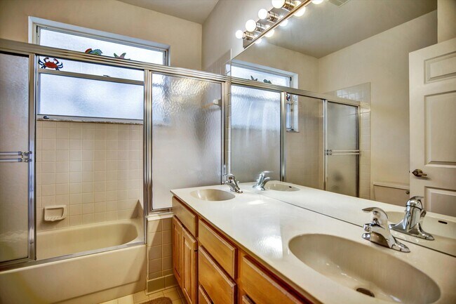 Building Photo - 13471 Miles Standish Port