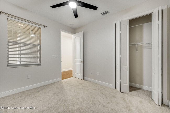 Building Photo - 8233 Loren Cove Dr