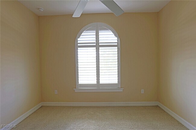 Building Photo - 8100 Banyan Breeze Way