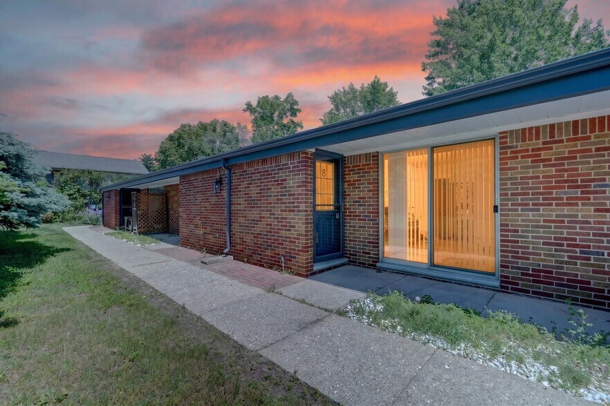 Building Photo - 48770 Shelby Rd