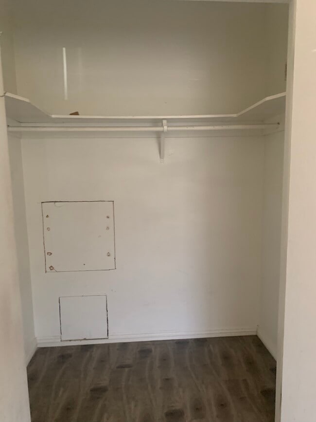 Building Photo - 2350 Osbun Rd