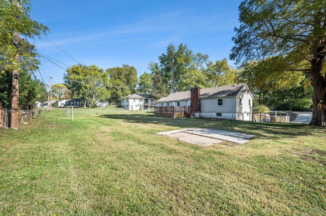 Building Photo - 4716 N Olive St