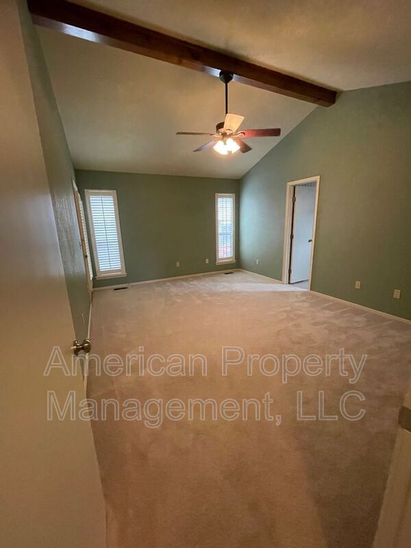 Building Photo - 8841 S Canton Pl