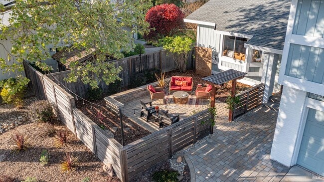 Building Photo - 5270 Arnica Way