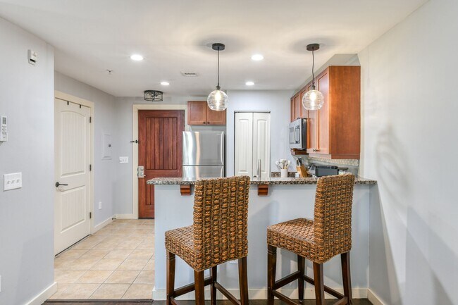 Building Photo - 955 Registry Blvd