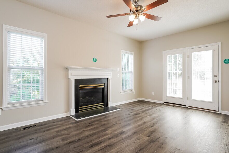 Building Photo - 5719 Peacenest Dr