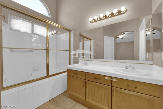 Building Photo - 1918 Double Delight Ave