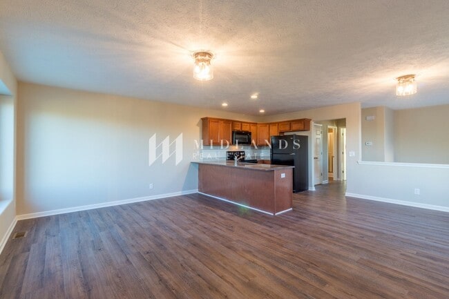 Building Photo - New Construction Duplex in Elkhorn!