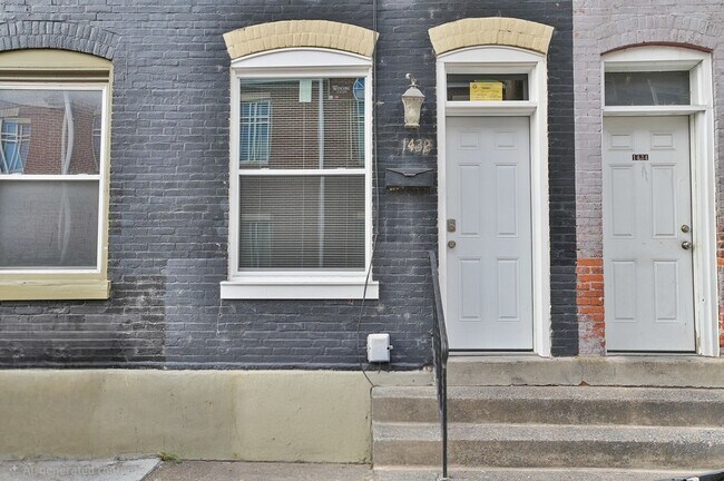 Building Photo - 2 Bedroom Single Family on N 4th St