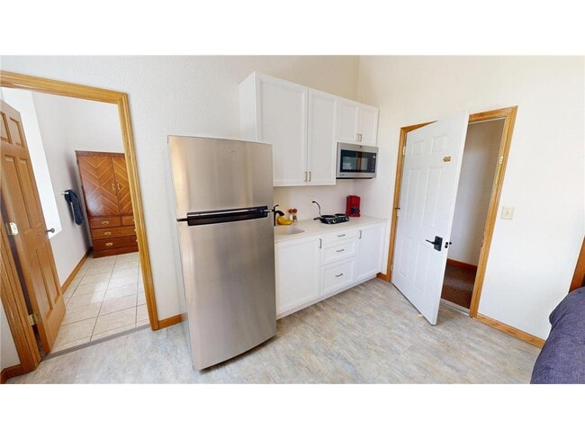 Building Photo - 542 Benson Ave SW