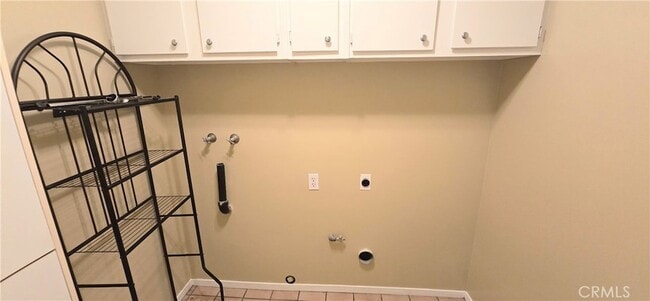 Building Photo - 8730 6th St