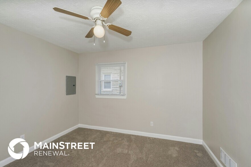 Building Photo - 2217 Thistledawn Dr