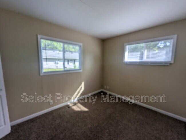 Building Photo - 926 Houston Dr