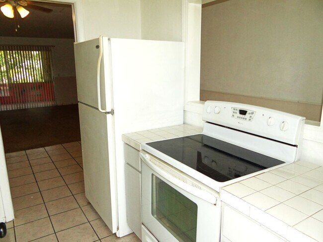 Building Photo - 2 bed / 2bath condo in the heart of Clearwater