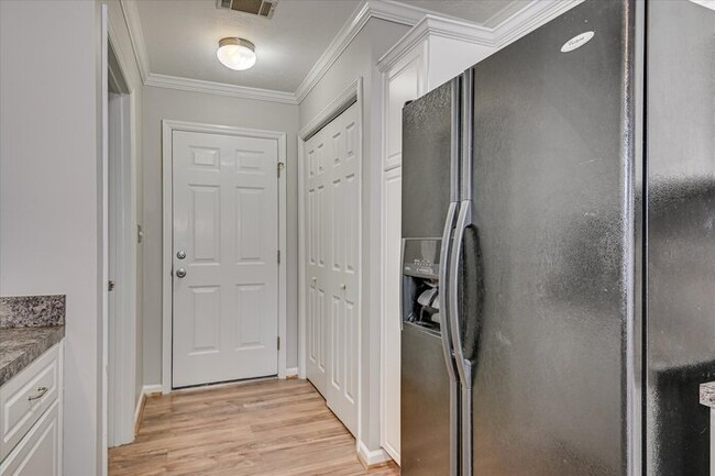 Building Photo - Columbia County ranch homes