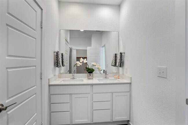 Building Photo - 13609 Baileyfield Dr