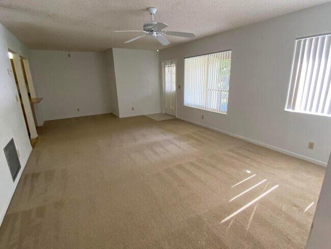 Building Photo - 4835 Sable Pine Cir