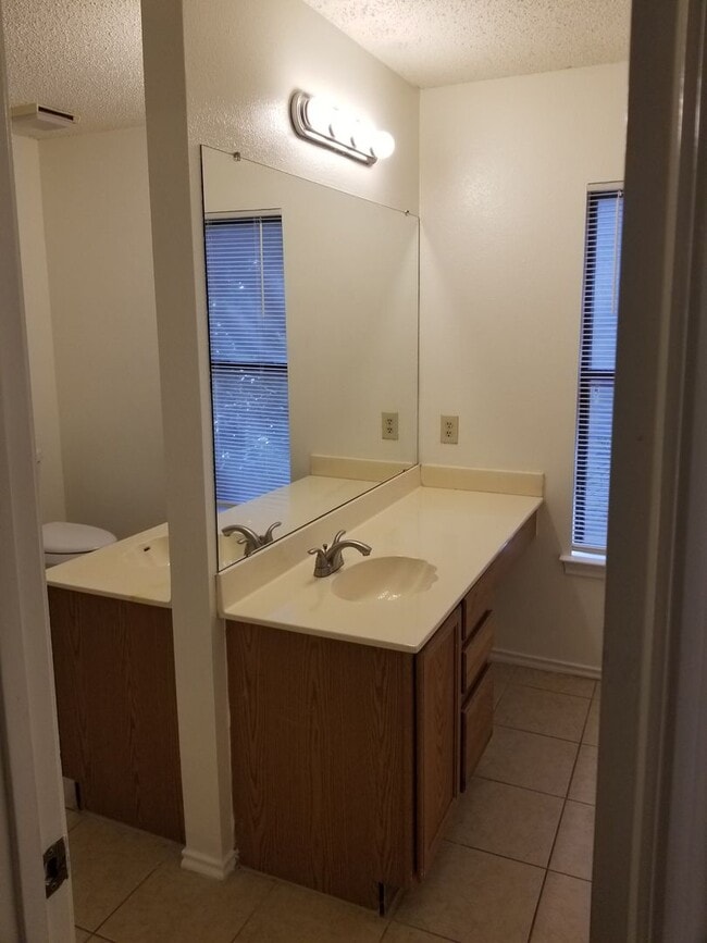 Building Photo - 9402 Moonlit Glade Rd