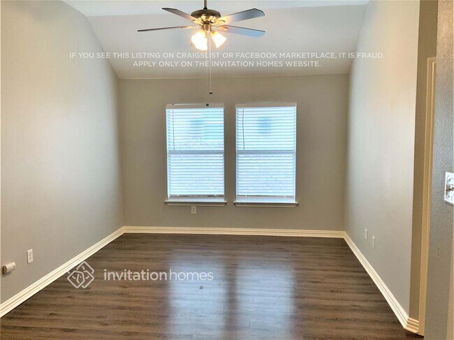 Building Photo - 917 Lake Worth Trl