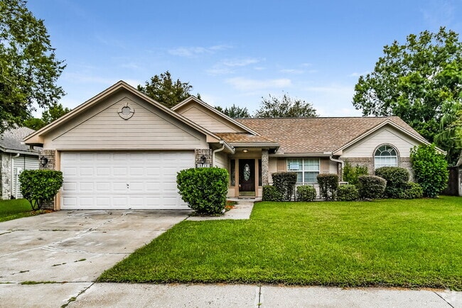 Building Photo - 8618 Wyndhurst Dr