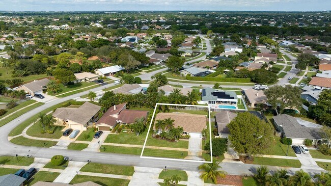 Building Photo - 4695 Brandywine Dr