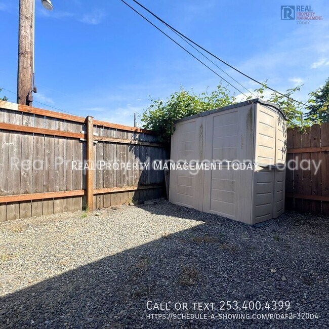 Building Photo - 6415 Steilacoom Blvd SW