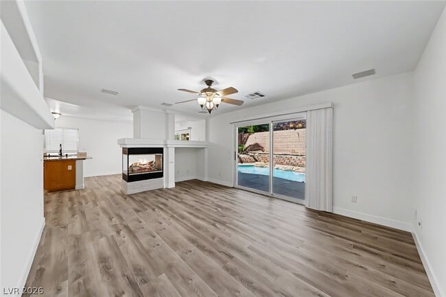 Building Photo - 7553 Treasure Chest St