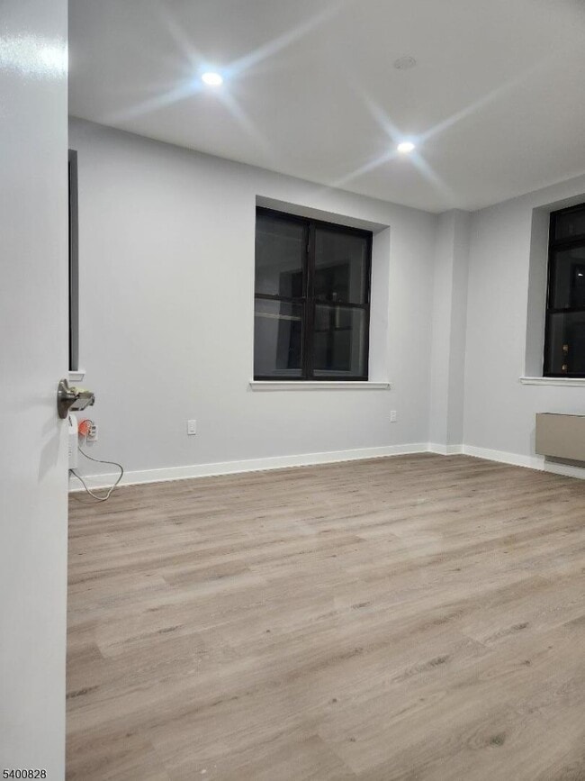 Building Photo - 111 Mulberry St