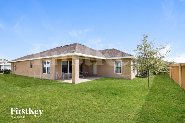 Building Photo - 14503 Dunrobin Dr