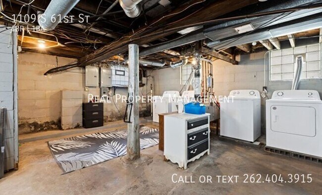 Building Photo - 1109 S 61st St