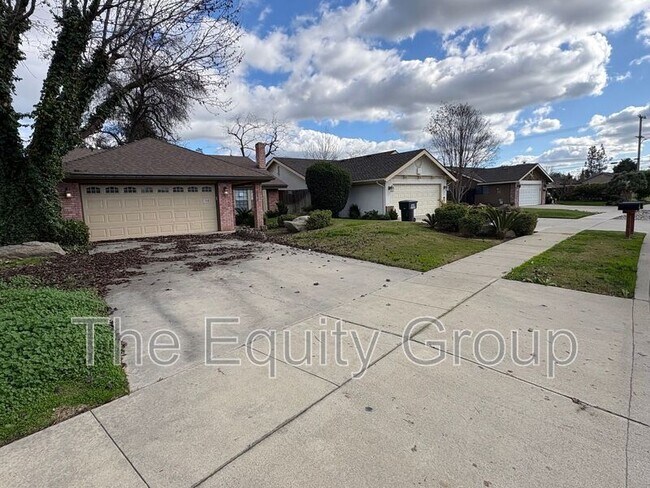 Building Photo - 644 N Atwood St