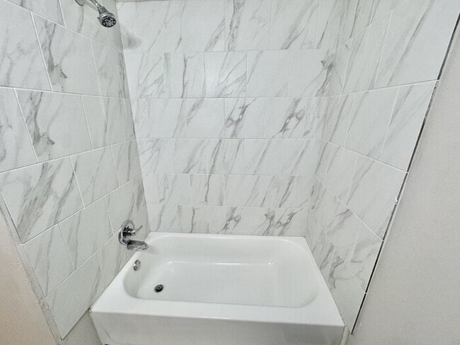 Building Photo - 655 Granada Rd