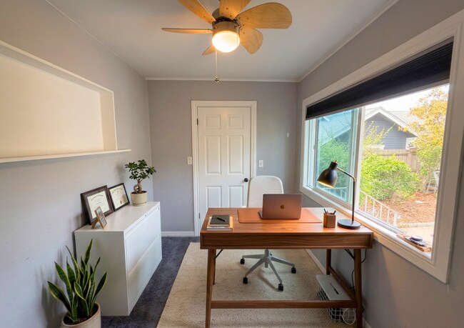 Building Photo - 4623-25 Mississippi St