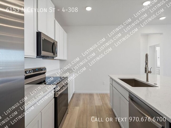 Building Photo - 6153 N Ceylon St