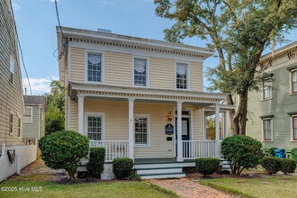 Building Photo - 414 Orange St