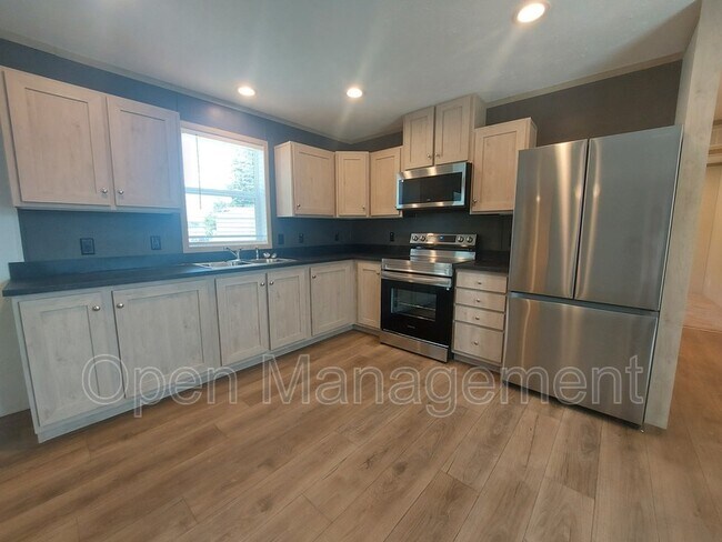 Building Photo - 7534 US-60