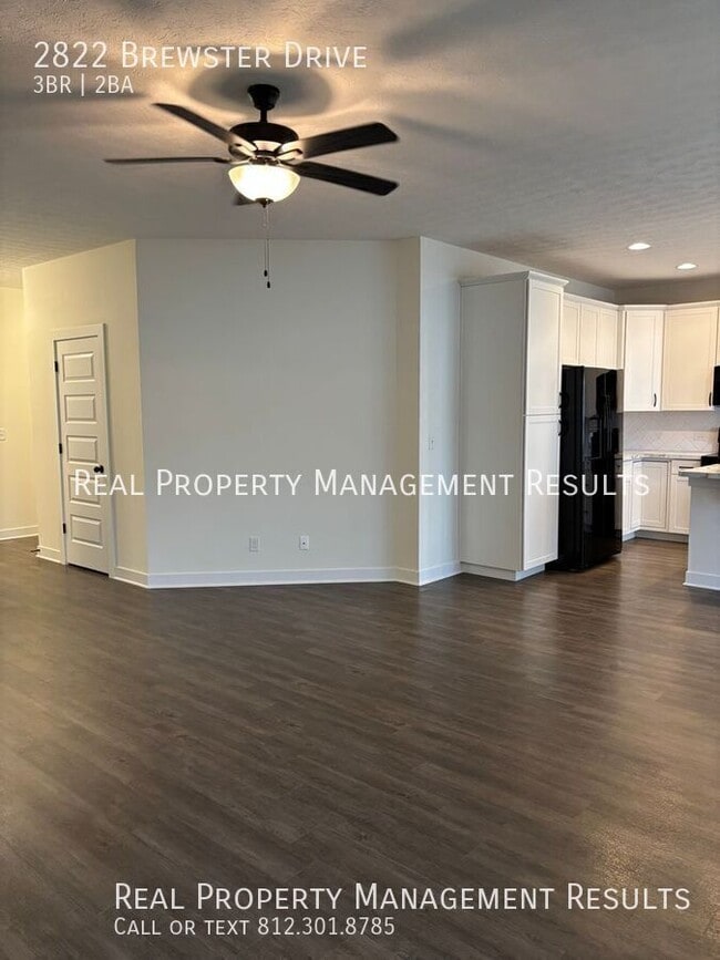 Building Photo - 2822 Brewster Dr