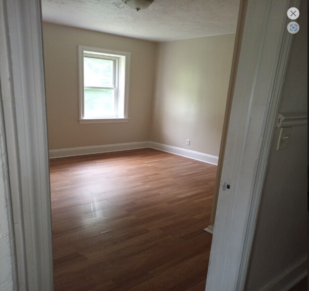 Building Photo - 1154 NY-32