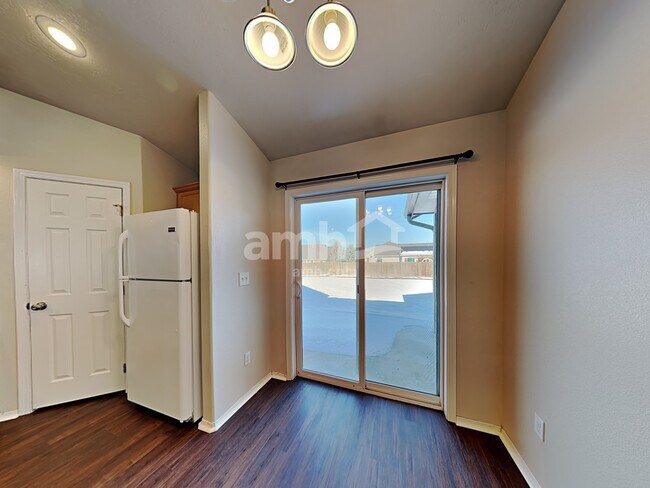 Building Photo - 12216 W Skyhaven St