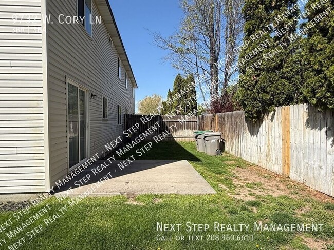 Building Photo - 9732 W Cory Ln